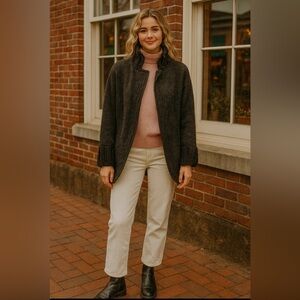 Gharani Strok London sleeved cape in grey wool w/ pockets, black knit trims 🩶🖤